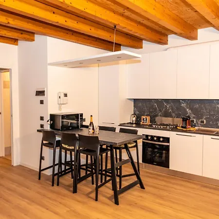 Apartamento La Casa Di Lella In Con Piscina