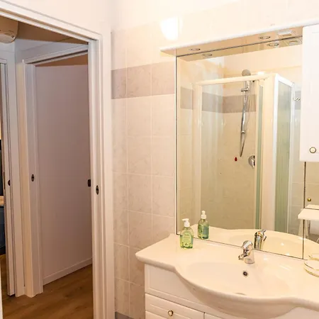 Apartamento La Casa Di Lella In Con Piscina